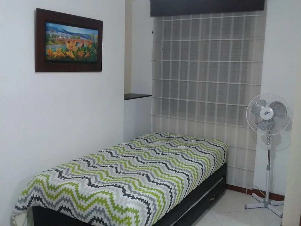 Alojamientos La Victoria Medellin Apartment
